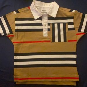 Burberry size 4T